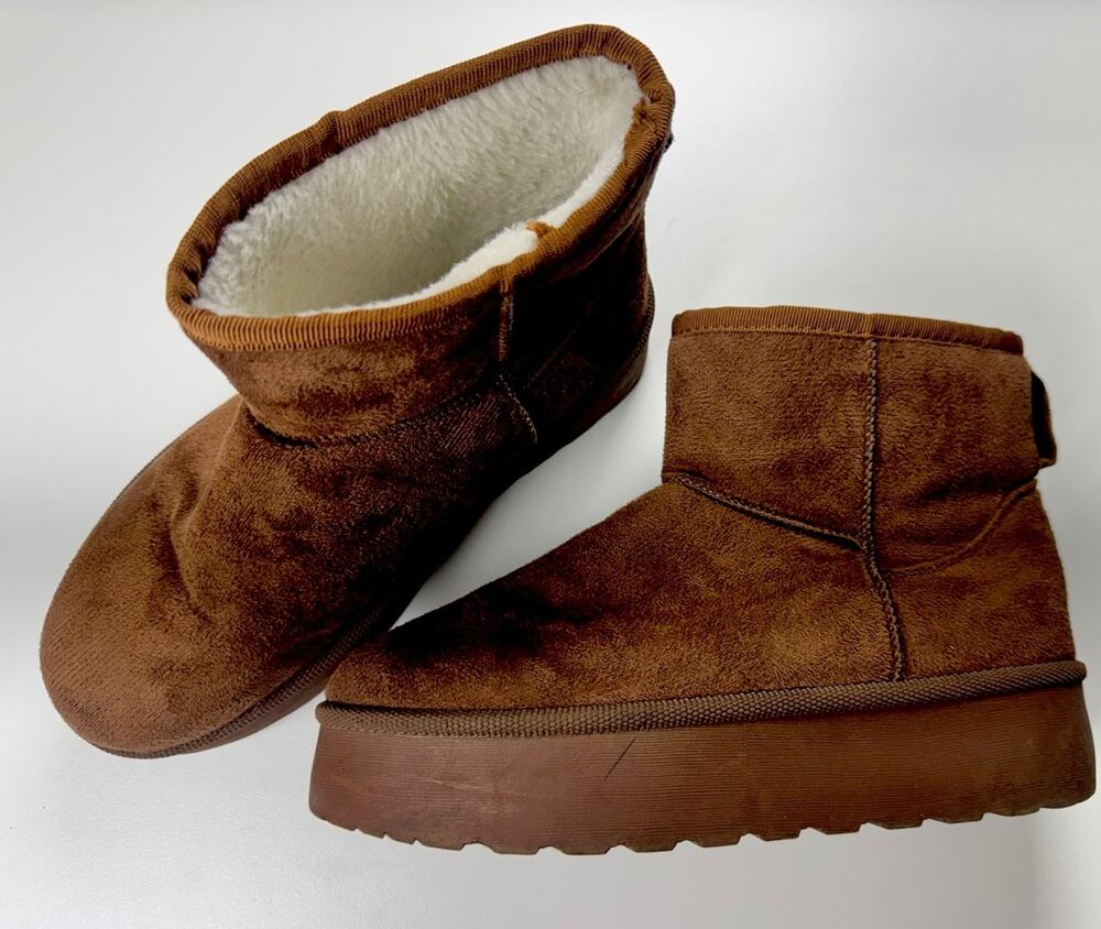 Forever Women’s Brown Suede Ankle Booties Faux Fur Lined Pull On Round Toe Sz 6
